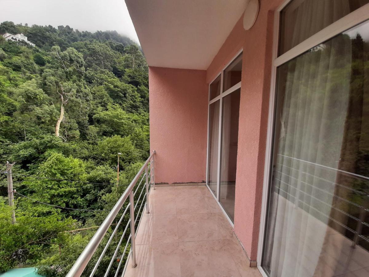 Giorgi Kvariati Hotel Exterior photo